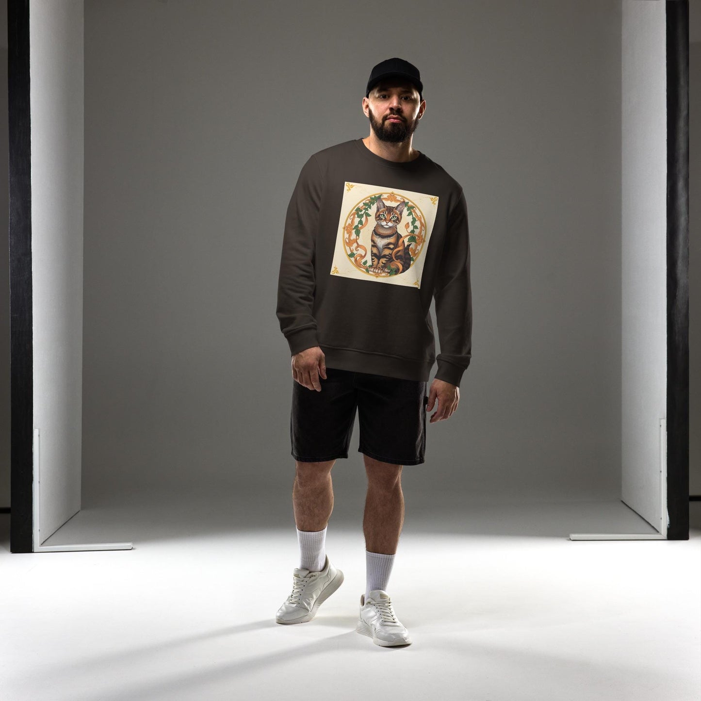 Regal Bengal Cat Art Nouveau Sweatshirt Golden Halo Retro Cat Apparel, Elegant Animal Lover Gift, Soft Vintage Aesthetic Pullover